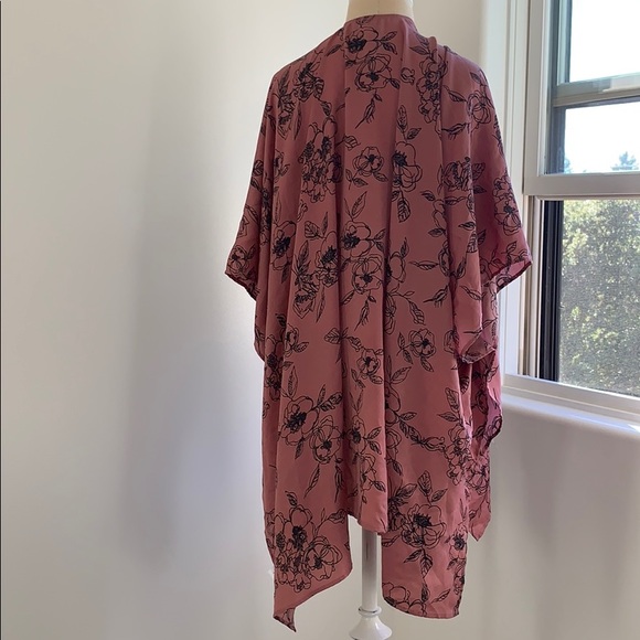 Nordstrom Kirious Kimono Pink - Picture 2 of 4
